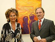 Künstlerin Gerdi Gutperle und HVB Vorstandsvorsitzender Heinz Laber bei der Vernissage am 9.10.2006 (Foto: Stefan Obermeier)